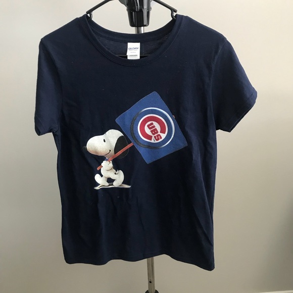 snoopy cubs shirt